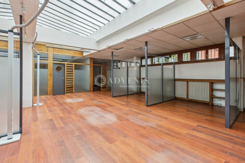Location Bureaux PARIS (75017) - Photo 9