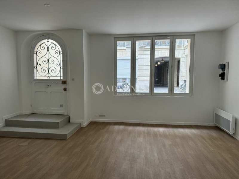 Location Bureaux PARIS (75008) - Photo 3