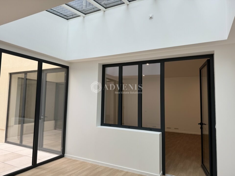 Location Bureaux PARIS (75008) - Photo 8