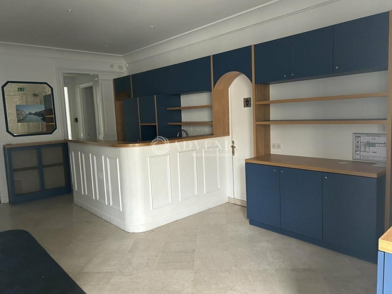 Location Bureaux PARIS (75008) - Photo 11