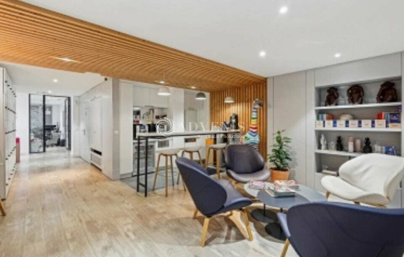 Location Bureaux PARIS (75008) - Photo 4