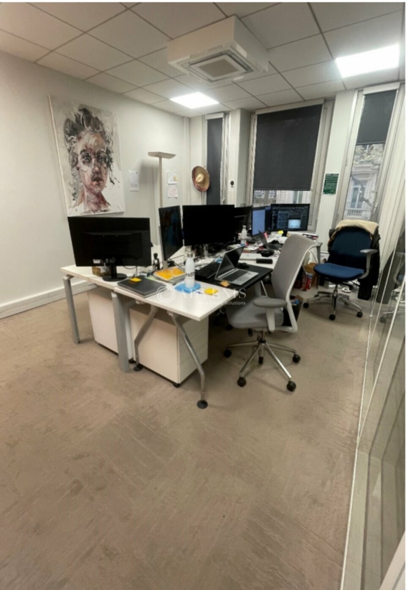 Location Bureaux PARIS (75008) - Photo 3