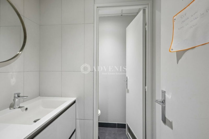 Location Bureaux PARIS (75008) - Photo 6