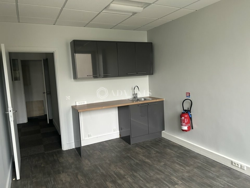 Location Bureaux PARIS (75008) - Photo 6