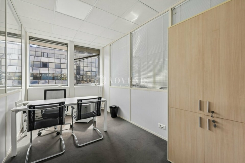 Location Bureaux PARIS (75008) - Photo 6