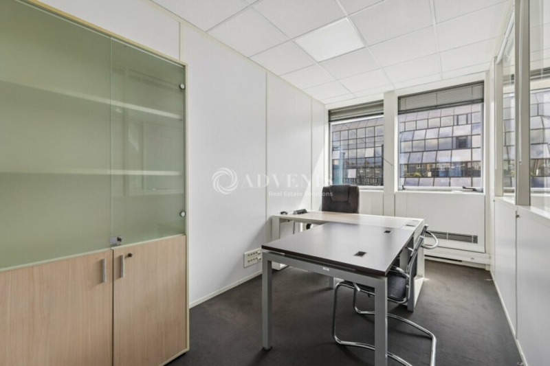 Location Bureaux PARIS (75008) - Photo 7