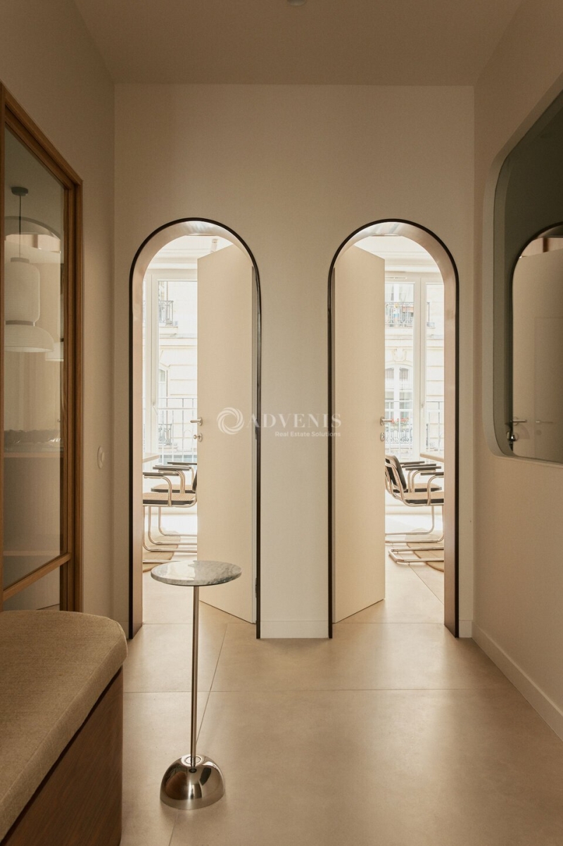 Location Bureaux PARIS (75017) - Photo 12