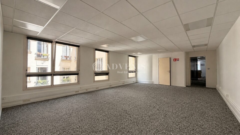 Location Bureaux PARIS (75017) - Photo 4