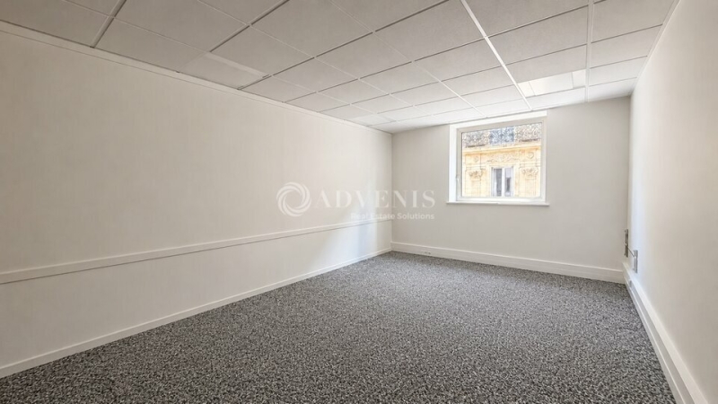 Location Bureaux PARIS (75017) - Photo 7