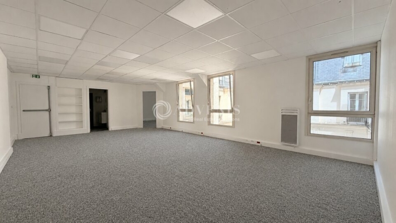 Location Bureaux PARIS (75017) - Photo 7