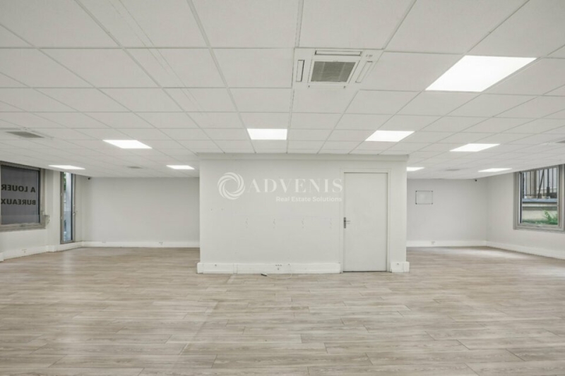 Location Bureaux PARIS (75008) - Photo 4