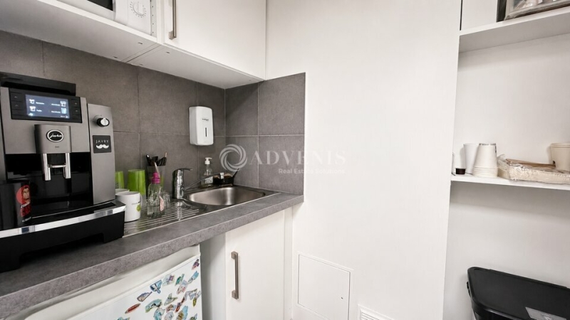 Location Bureaux PARIS (75008) - Photo 10