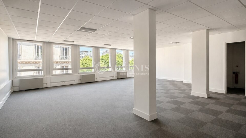 Location Bureaux PARIS (75008) - Photo 7