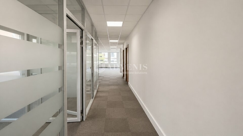 Location Bureaux PARIS (75008) - Photo 8