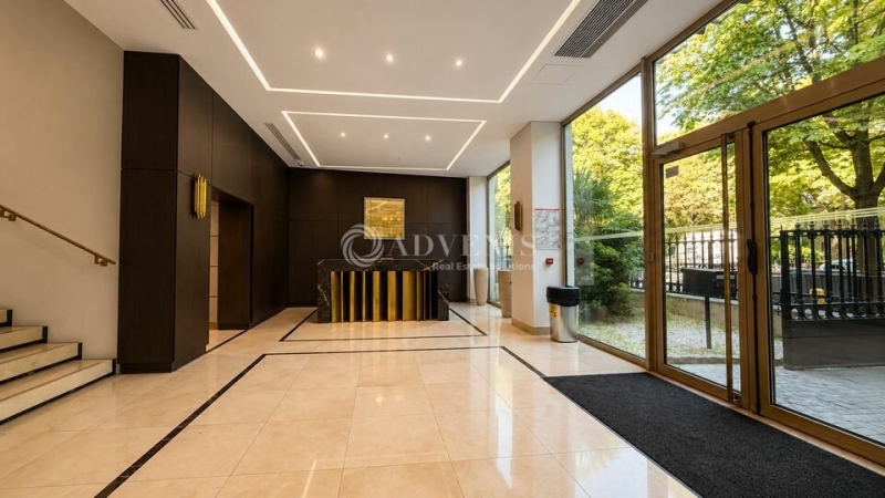 Location Bureaux PARIS (75008) - Photo 10