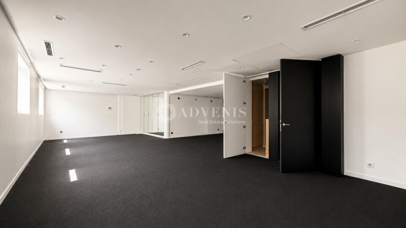 Location Bureaux PARIS (75008) - Photo 6