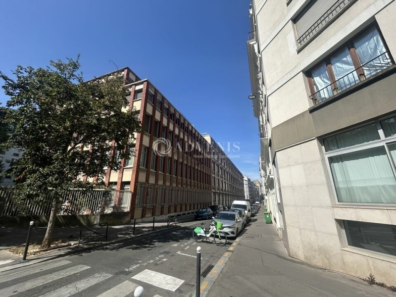 Location Bureaux et activités légères PARIS (75012) - Photo 11