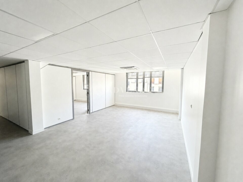 Location Bureaux et activités légères PARIS (75012) - Photo 2