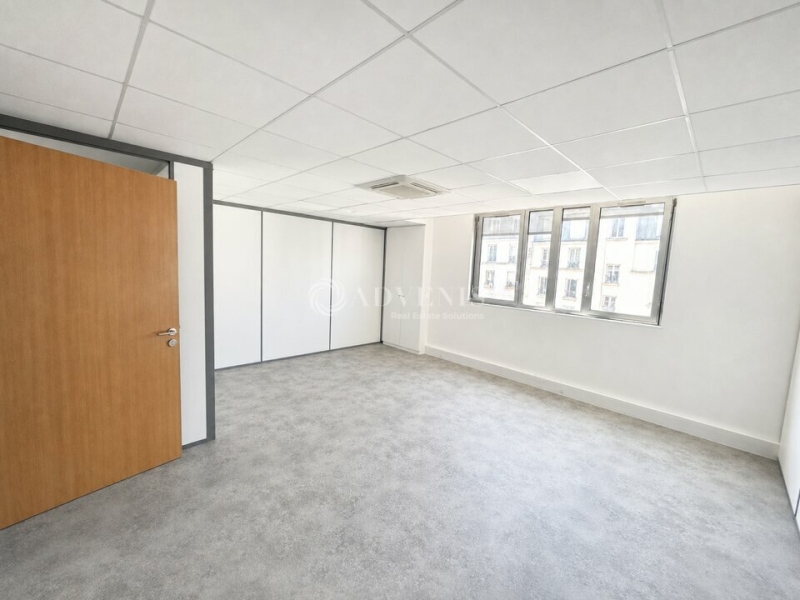 Location Bureaux et activités légères PARIS (75012) - Photo 5