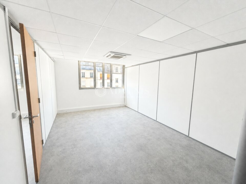 Location Bureaux et activités légères PARIS (75012) - Photo 7