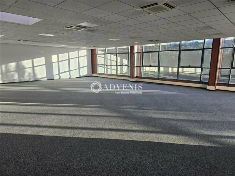 Location Activités Entrepôts NOISY LE SEC (93130) - Photo 4