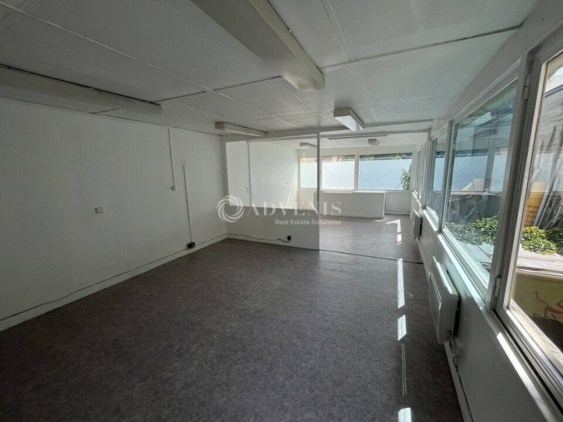 Location Activités Entrepôts NOISY LE SEC (93130) - Photo 9