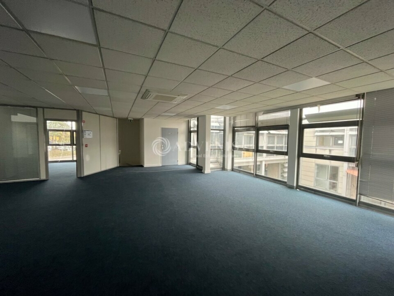 Location Bureaux et activités légères SUCY EN BRIE (94370) - Photo 8
