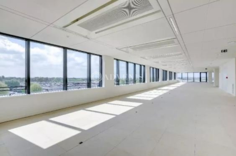 Location Bureaux RUNGIS (94150) - Photo 7