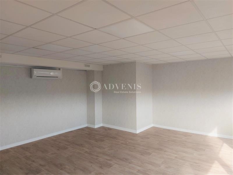 Location Bureaux BOISSY SAINT LEGER (94470) - Photo 1
