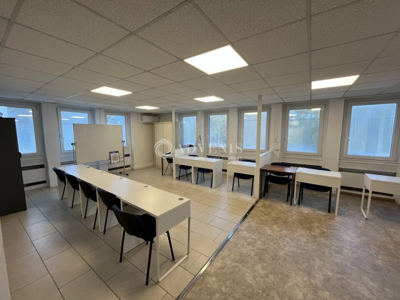 Vente Investisseur Bureaux CRETEIL (94000) - Photo 3