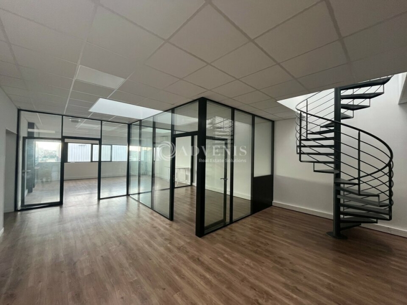 Location Activités Entrepôts BRY SUR MARNE (94360) - Photo 5