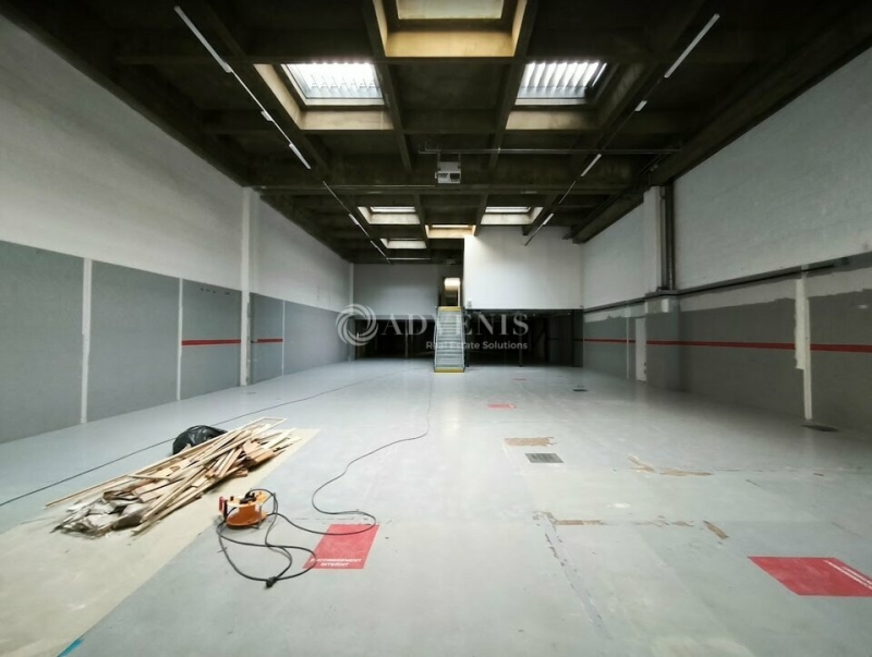 Location Activités Entrepôts RUNGIS (94150) - Photo 1