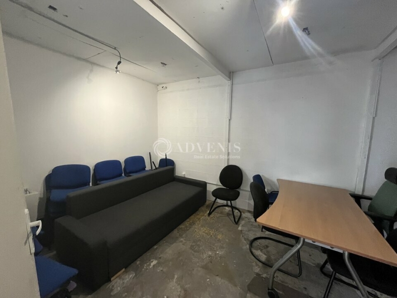 Location Activités Entrepôts MONTREUIL (93100) - Photo 3