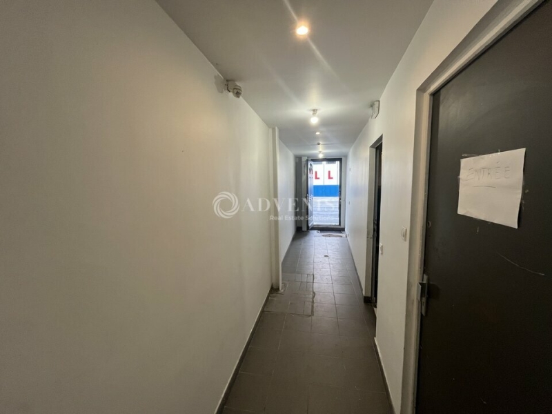 Location Activités Entrepôts MONTREUIL (93100) - Photo 8