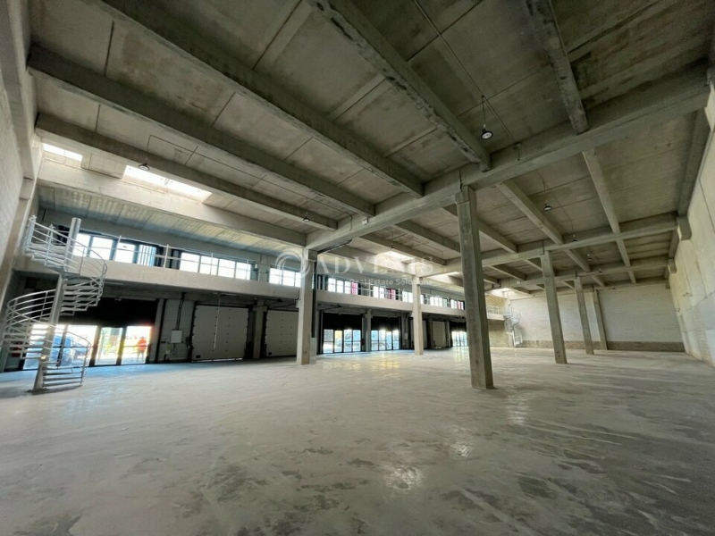 Location Activités Entrepôts BOBIGNY (93000) - Photo 8