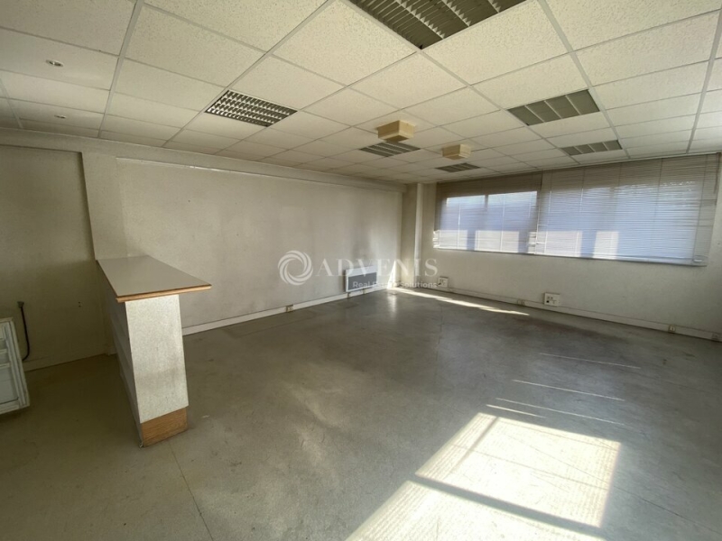 Location Bureaux NEUILLY PLAISANCE (93360) - Photo 2
