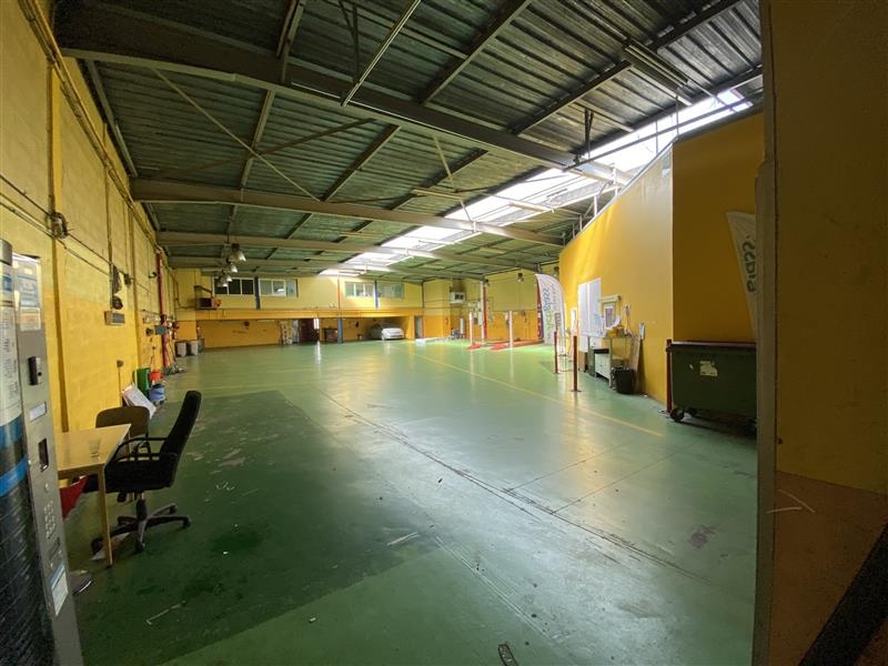 Location Activités Entrepôts MONTREUIL (93100) - Photo 8