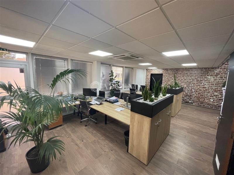 Location Activités Entrepôts NEUILLY SUR MARNE (93330) - Photo 8