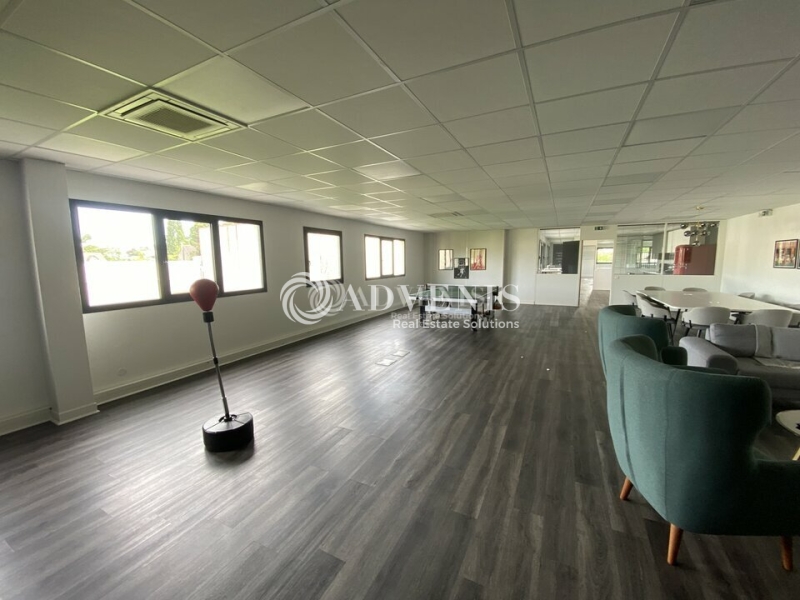 Vente Utilisateur Bureaux NEUILLY PLAISANCE (93360) - Photo 4