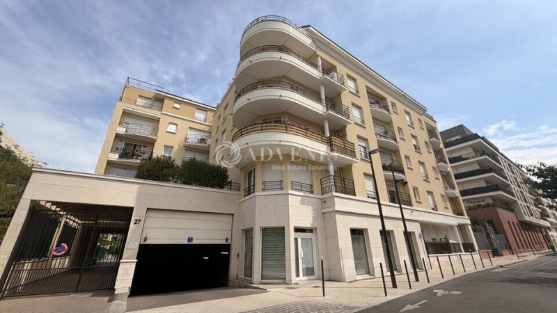Location Commerces MONTROUGE (92120) - Photo 1