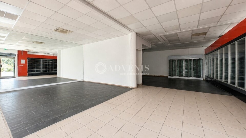 Location Commerces MONTROUGE (92120) - Photo 2