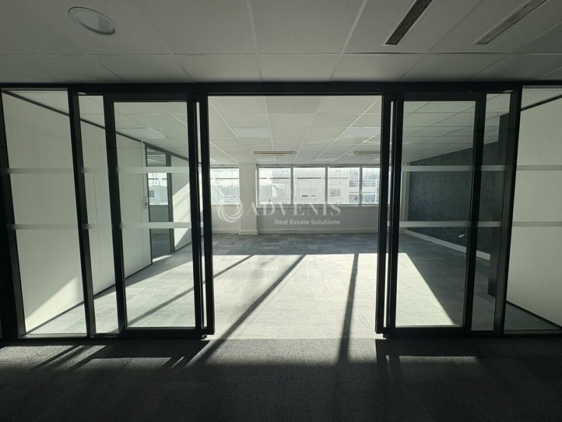 Location Bureaux ISSY LES MOULINEAUX (92130) - Photo 12