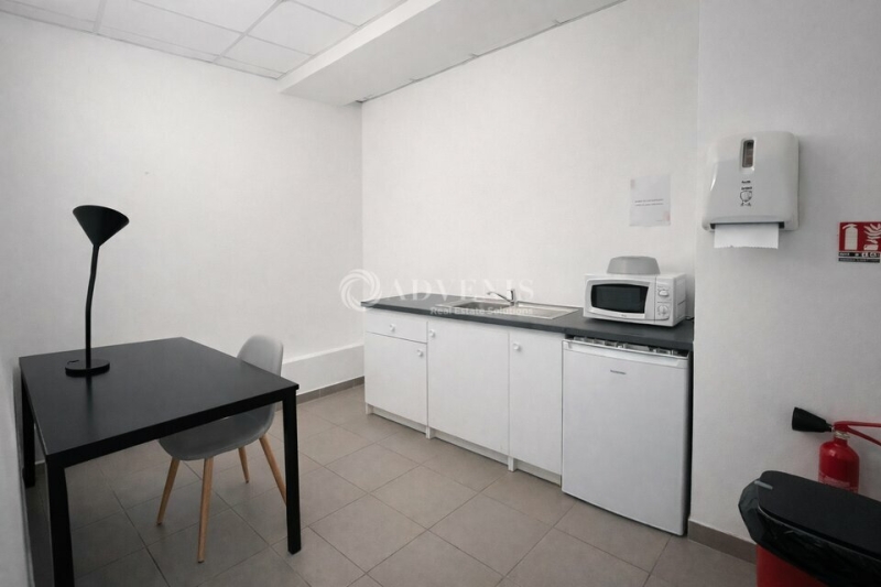 Vente Investisseur Bureaux VITRY SUR SEINE (94400) - Photo 10