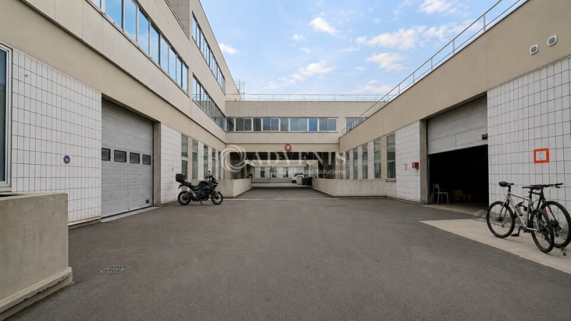 Location Bureaux IVRY SUR SEINE (94200) - Photo 2