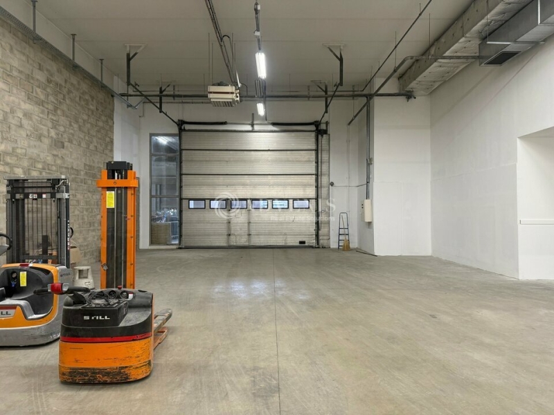 Location Activités Entrepôts IVRY SUR SEINE (94200) - Photo 3