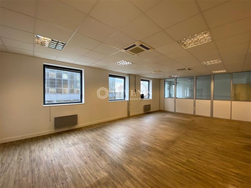Location Bureaux IVRY SUR SEINE (94200) - Photo 2