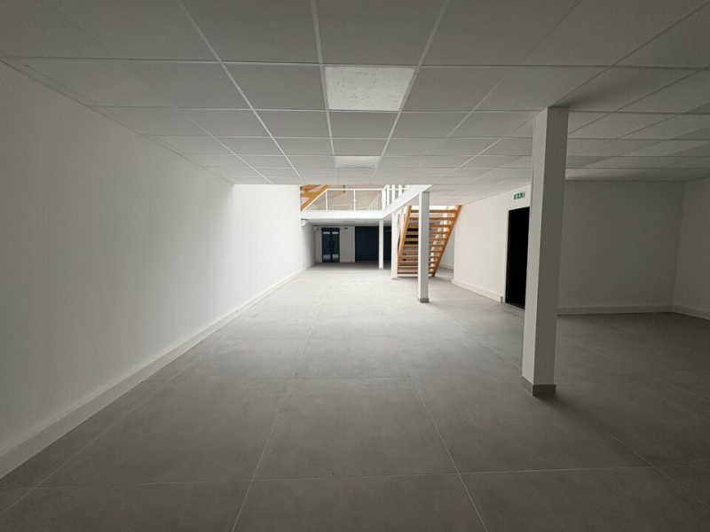 Vente Investisseur Activités Entrepôts MALAKOFF (92240) - Photo 3