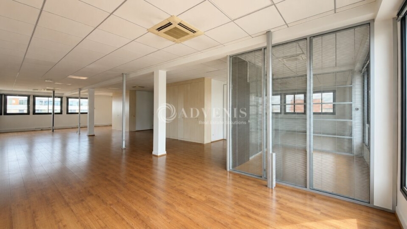 Location Bureaux MALAKOFF (92240) - Photo 1