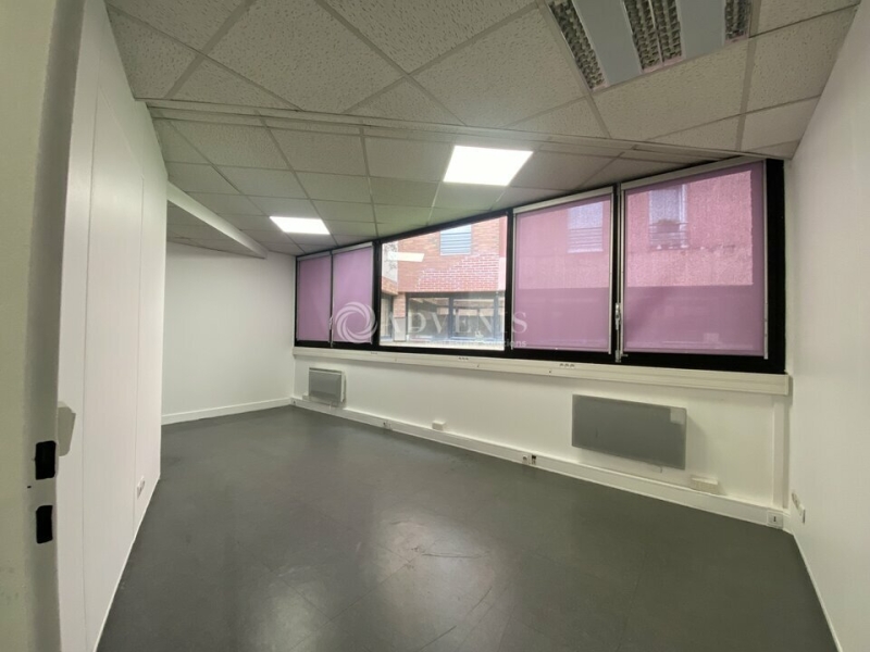 Vente Investisseur Bureaux LE KREMLIN BICETRE (94270) - Photo 3