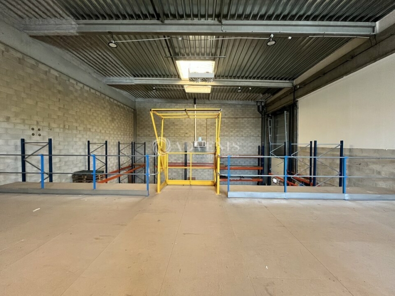 Location Activités Entrepôts IVRY SUR SEINE (94200) - Photo 6